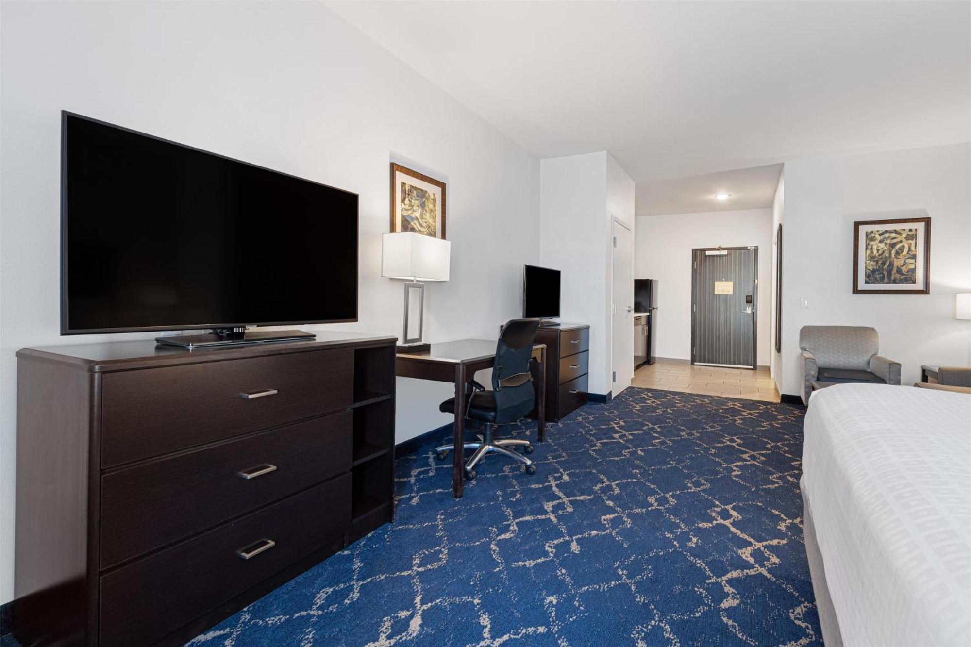 Best Western Plus New Richmond Inn & Suites Exterior photo